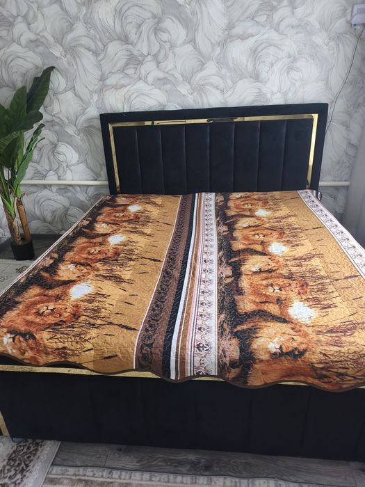 Продам двухспальную кровать