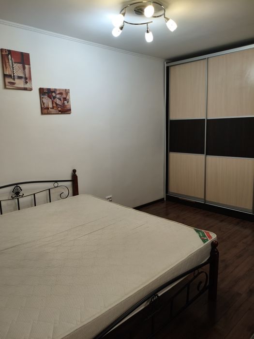 Продам 2-комнатную квартиру