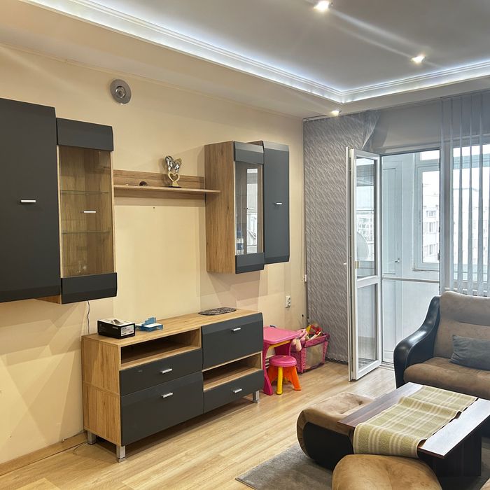 Продава се Тристаен апартамент в Пловдив, Изгрев - 65 кв.м за 746 €/кв.м - Снимка #1