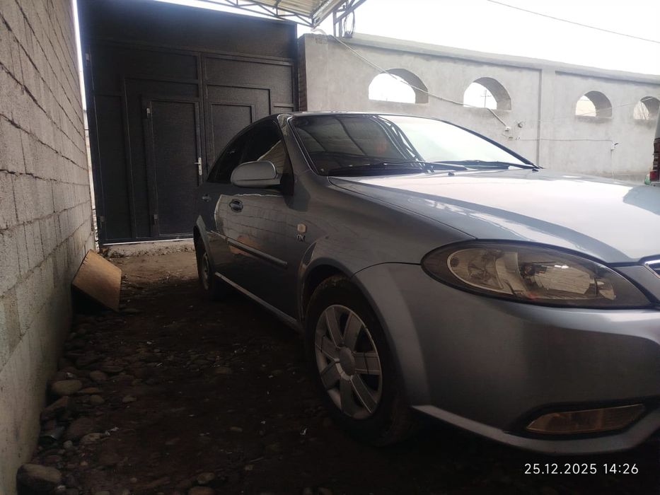 Lasetti 1.8 sotiladi yoki barter kobaltga