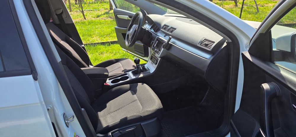 VW Passat B7 2.0 tdi 140 cp an 2011