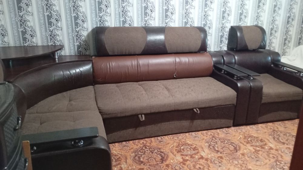 Продам угловой диван