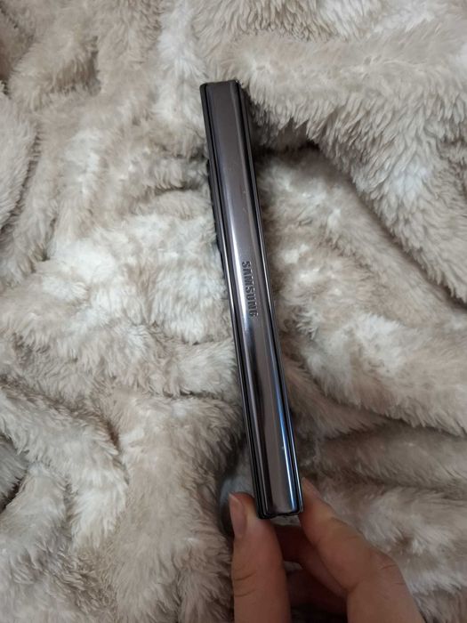 Samsung galaxy z fold 4