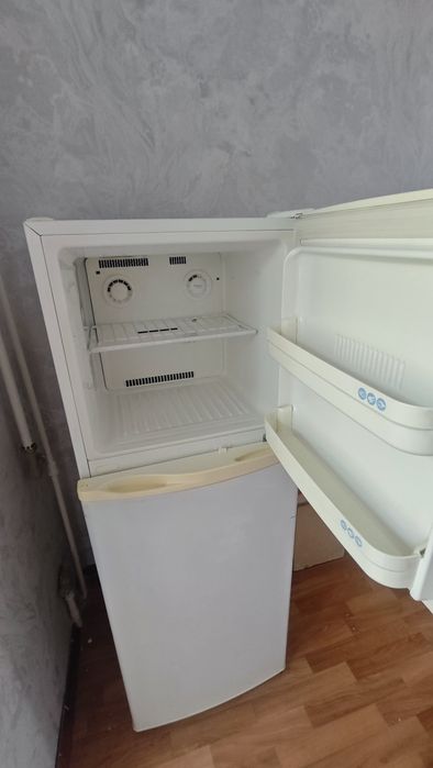 Холодильник лдж LG