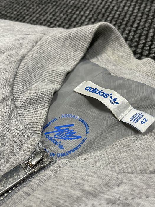 Adidas тънко дамско яке M/L размер