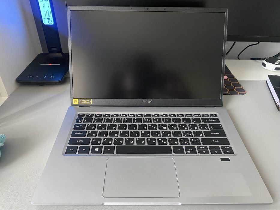 Acer Swift SF114-34 отличном состояние