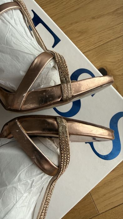 Сандали Guess, 36