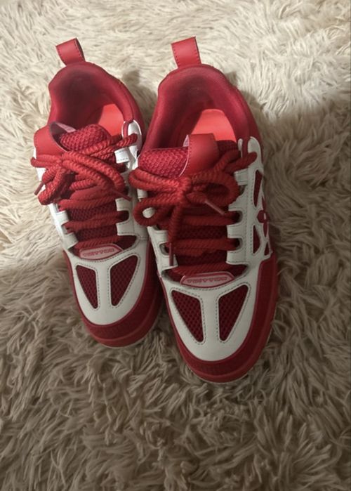 Adidasi lv skate rosii