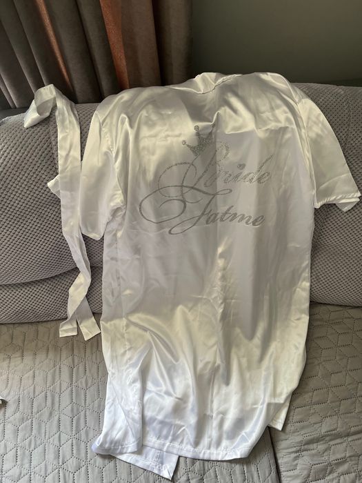 Къс булчински халат