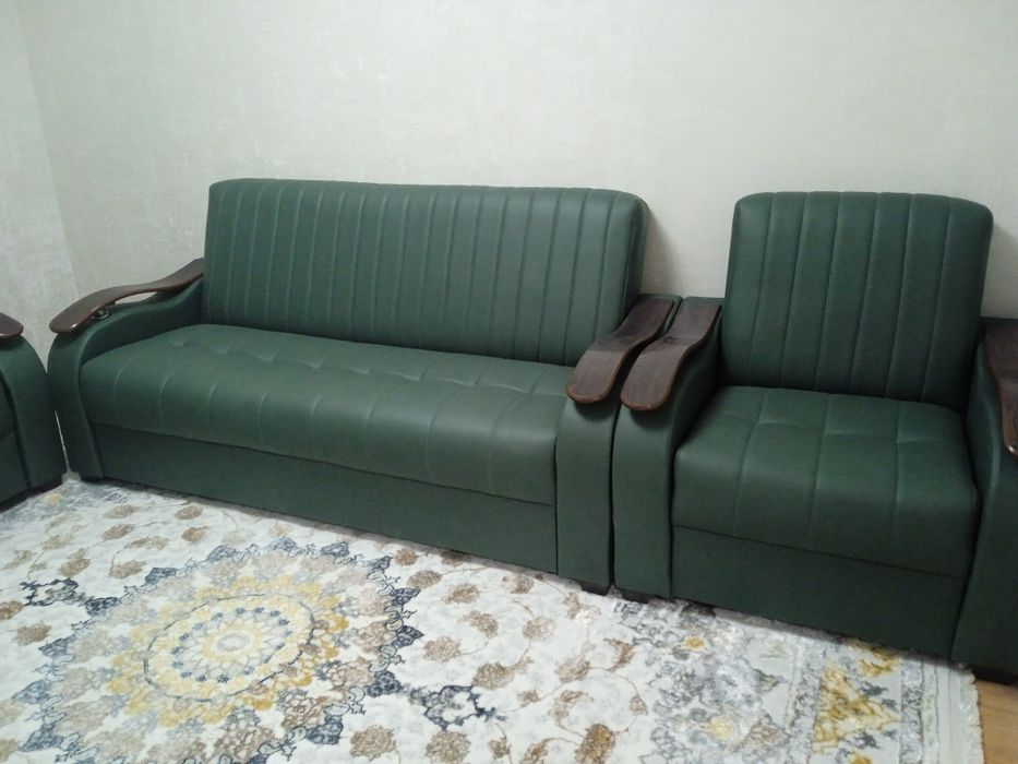 Restavtasiya divan kreslo