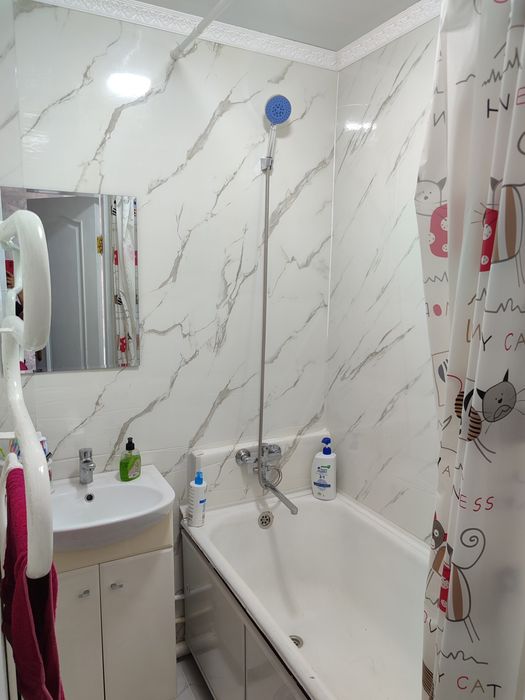 Продам 2х квартиру в центре