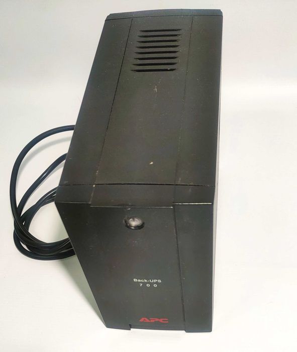 UPS APC Back UPS BX700U-GR, гаранция, цената е с вкл. ДДС