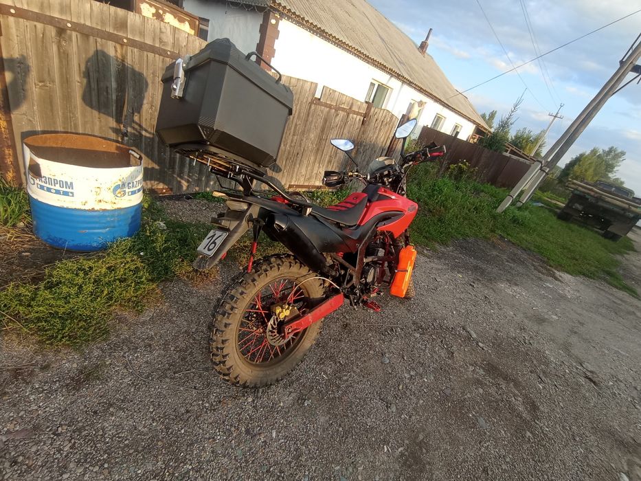 Мотоцикл тур эндуро