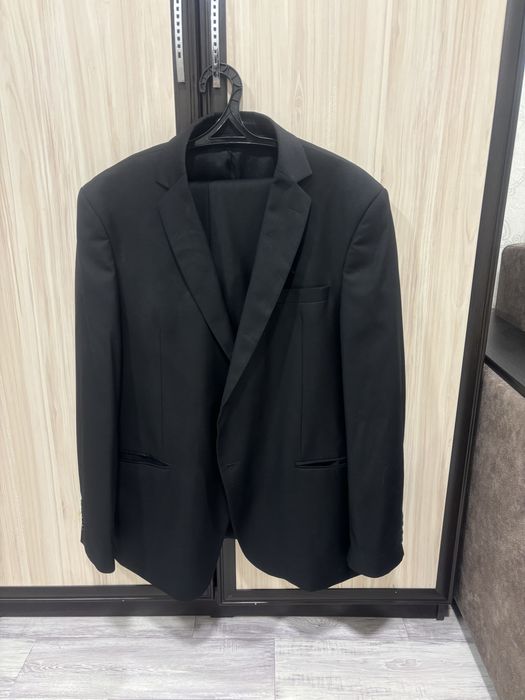 Продам костюм в отличном состоянии