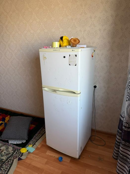 Холодильник маленький
