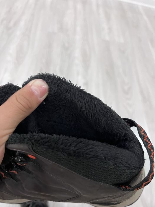 Продам новые ботинки на зиму