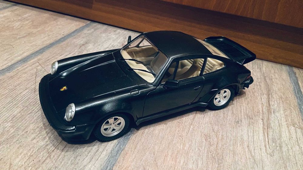 1:18 Porsche и Alfa Romeo Spider Busso (GTV) 1:18