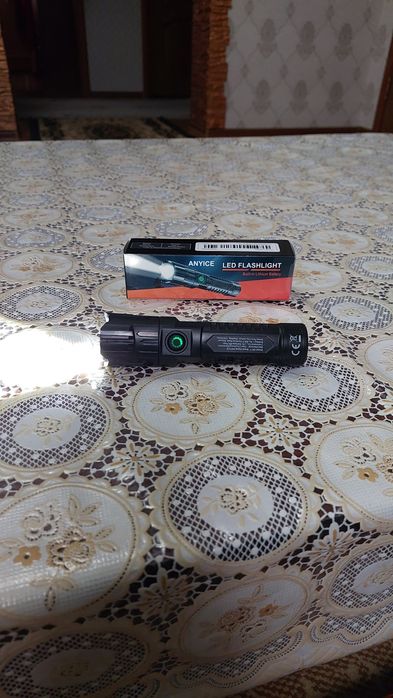 Продам новый фонарик.