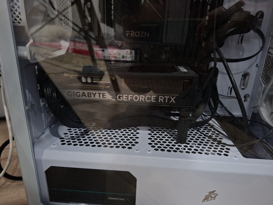 Видеокарта RTX 5060 8 GB