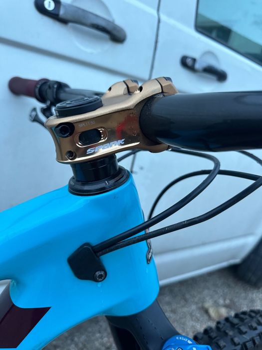 Bicicleta rocky mountain altitude