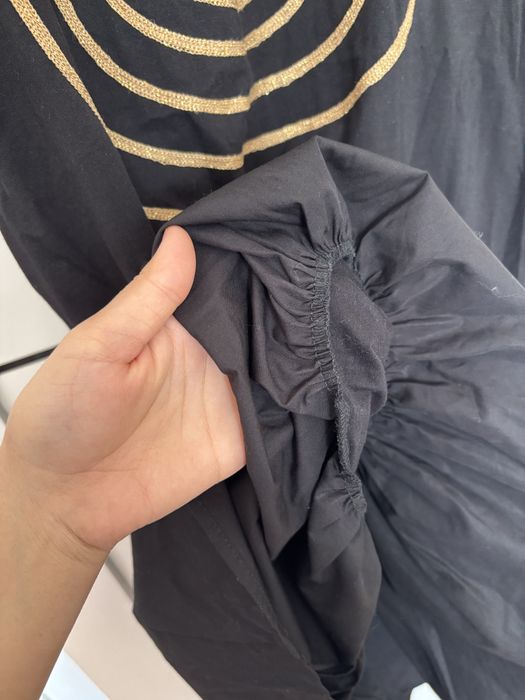 Женская платья и одежда