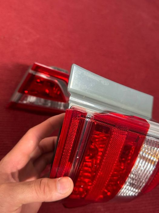 Лада веста задний стоп
Комплект
РОДНОЙ ЗАВОДСКОЙ 
Б/У 1 - год эксплуат