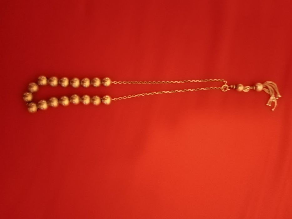 Сребърна броеница