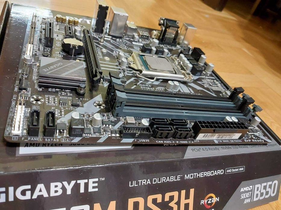 Intel Core i7 8700 + Gigabyte B365M DS3H