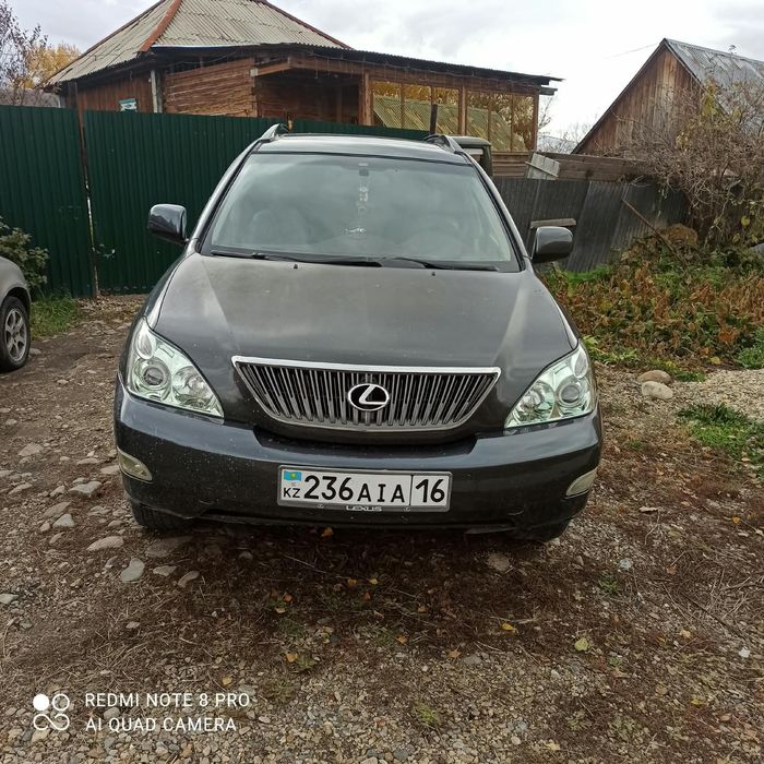 Продам автомобиль Лексус  2005 года выпуска