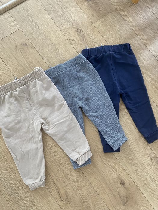 Set 3 pantaloni C&A, marime 80