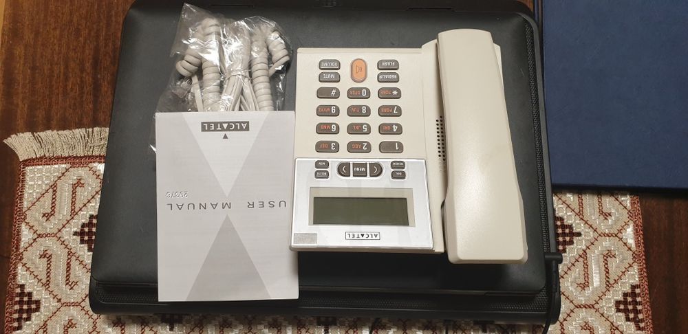 Стационарен офис телефон Алкател