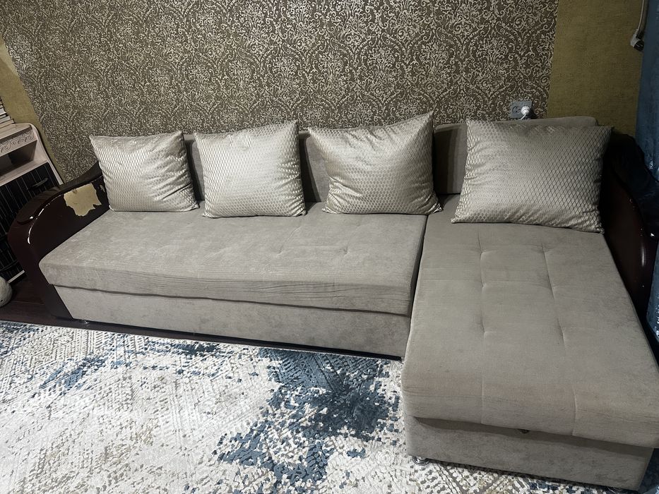 Продается угловой диван