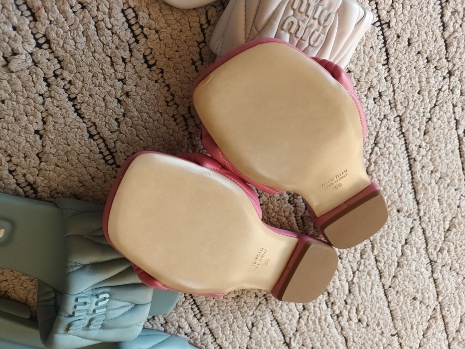 Miu Miu чехли два модела