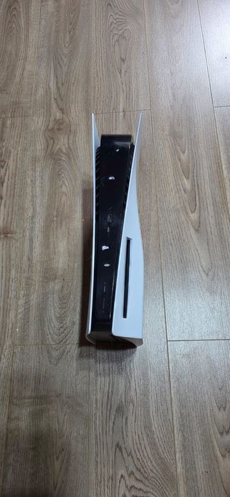 PS 5 editia cu CD pret 1500lei fix
