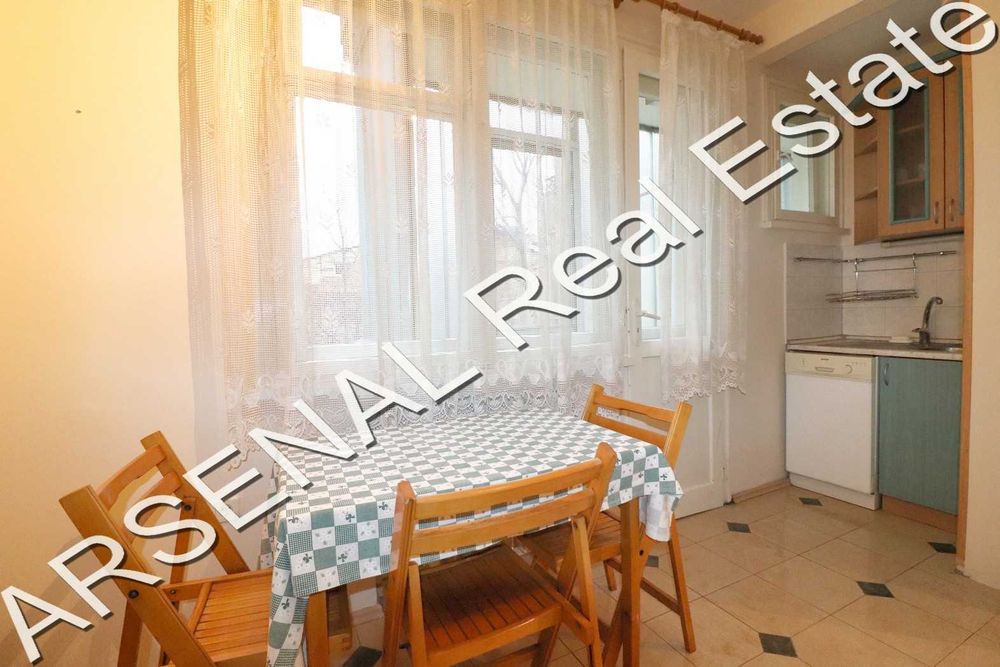 Дава се под наем Двустаен апартамент в София, Център - 68 кв.м за 480 € - Снимка #3