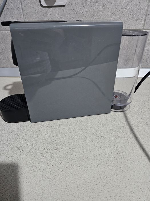 Vand Espressor KRUPS cu capsule Nespresso ca nou

Vand Espressor KRUPS