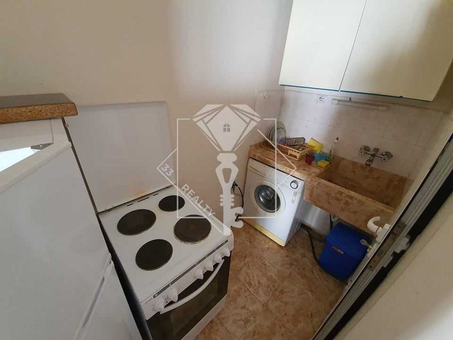 Продава се Едностаен апартамент в Пловдив, Център - 25 кв.м за 2800 €/кв.м - Снимка #1