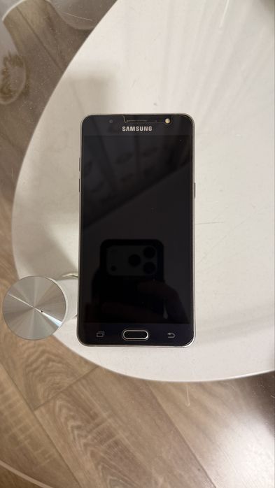 Samsung Galaxy J5 2016