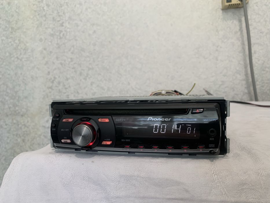 Авто Cd плеър Pioneer