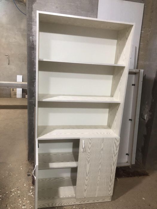 Шкаф Книжний