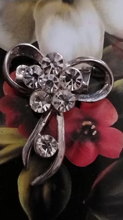 Брошь  элитная  5,5 см под винтаж