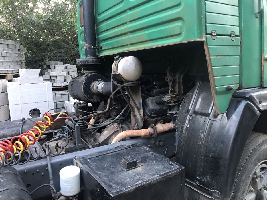 Продам камаз тягач