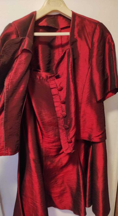 Costume haine, dama