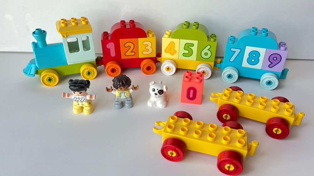 Jucarii tren cu cifre Lego Duplo