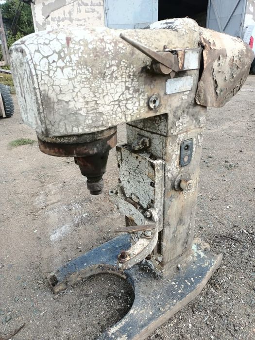 Миксер планетарный