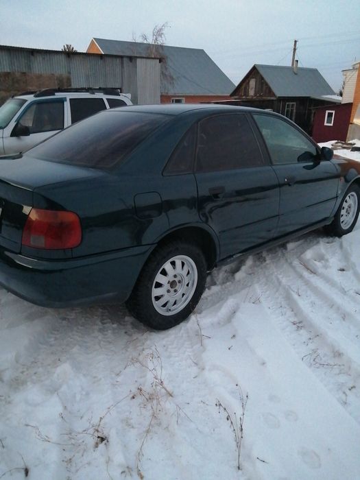 Ауди А4 продам .