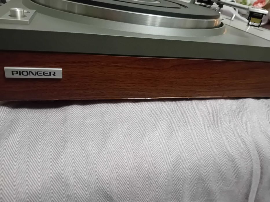 Pickup Pioneer PL-117D cu doză Shure M95ED