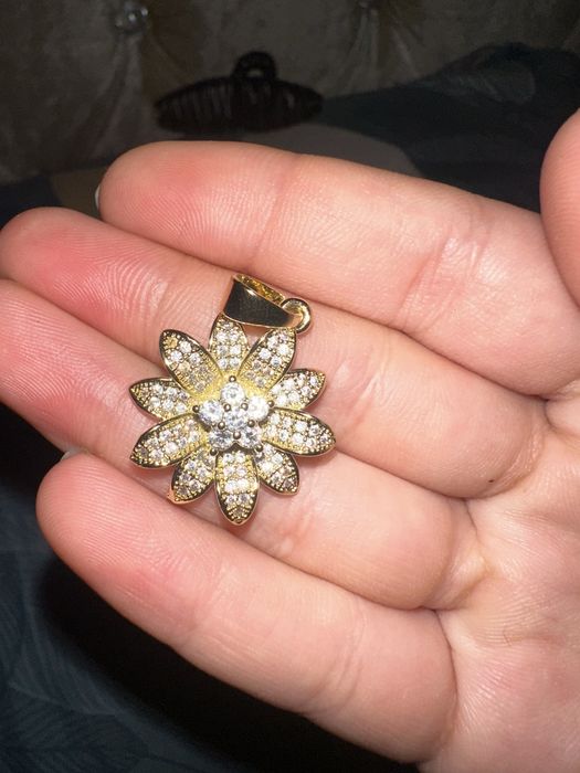 Очень красивый комплект