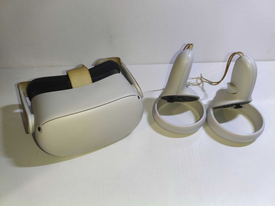Oculus quest 2 + 2 контроллера, 64гб