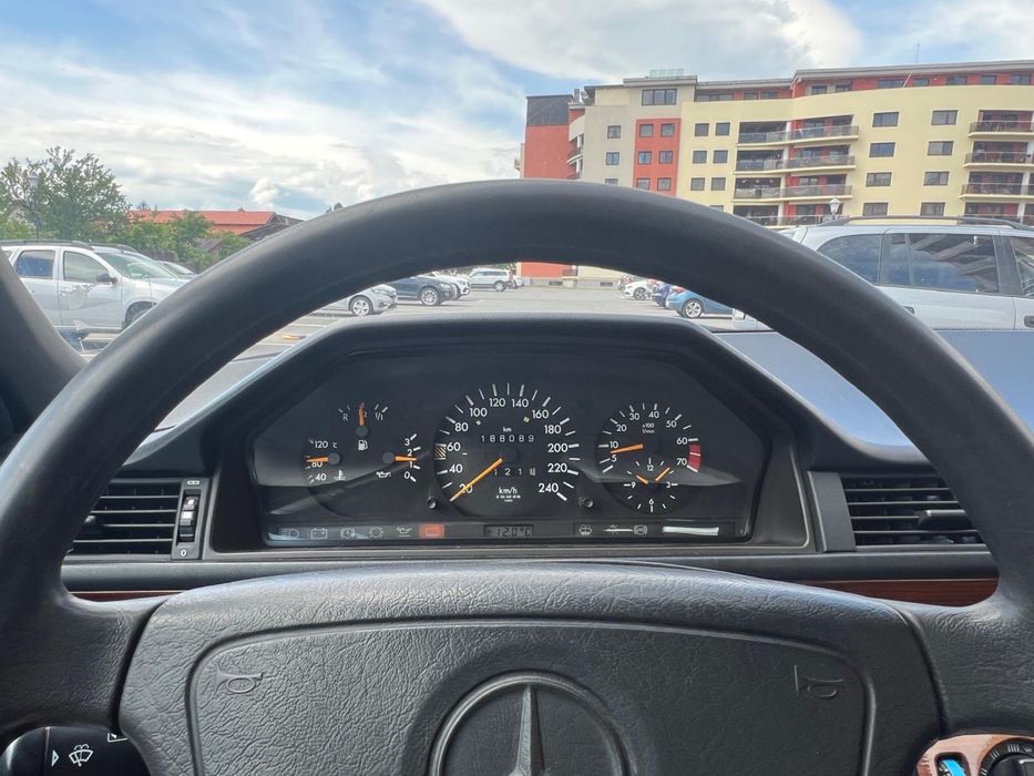 Mercedes W124 ISTORIC